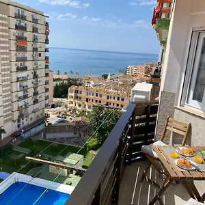 https://apartamentos-naciones-playa-benalmadena.1costadelsol.com